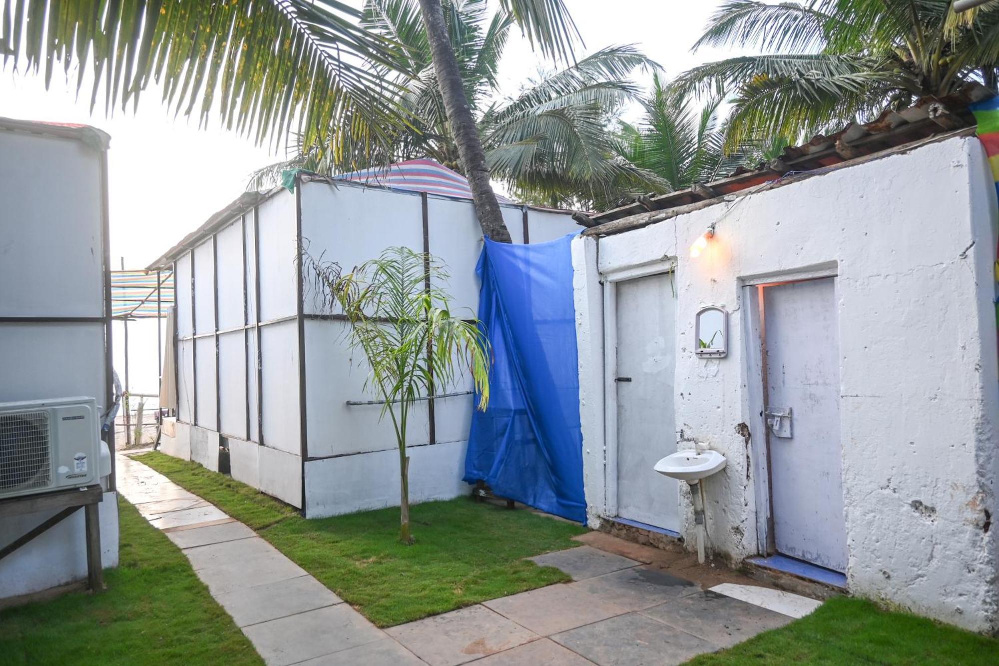 Kashinath Beach Huts Агонда Экстерьер фото